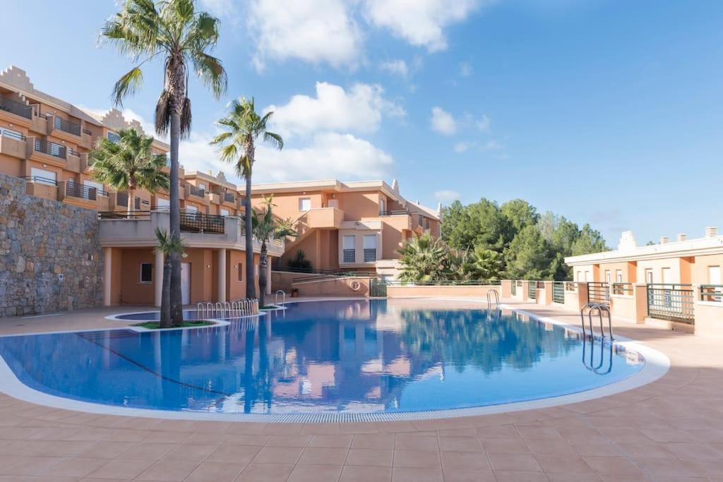 Casa Junto Golf La Sella Y Centro Budista Sakya Muntanya la Sella Экстерьер фото
